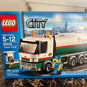 LEGO City Tanker Truck 60016